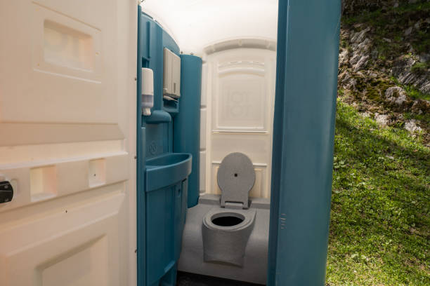 Portable Toilet Options We Offer in Marco Island, FL